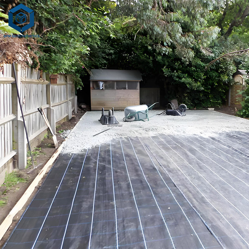 Tessuto geotessile intrecciato