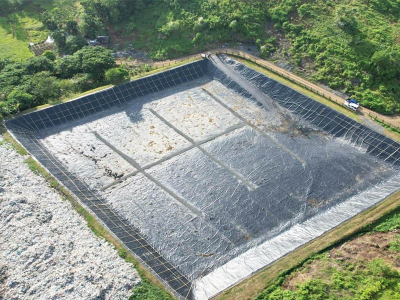 Bâche en PEHD résistante aux UV pour bassin exposé