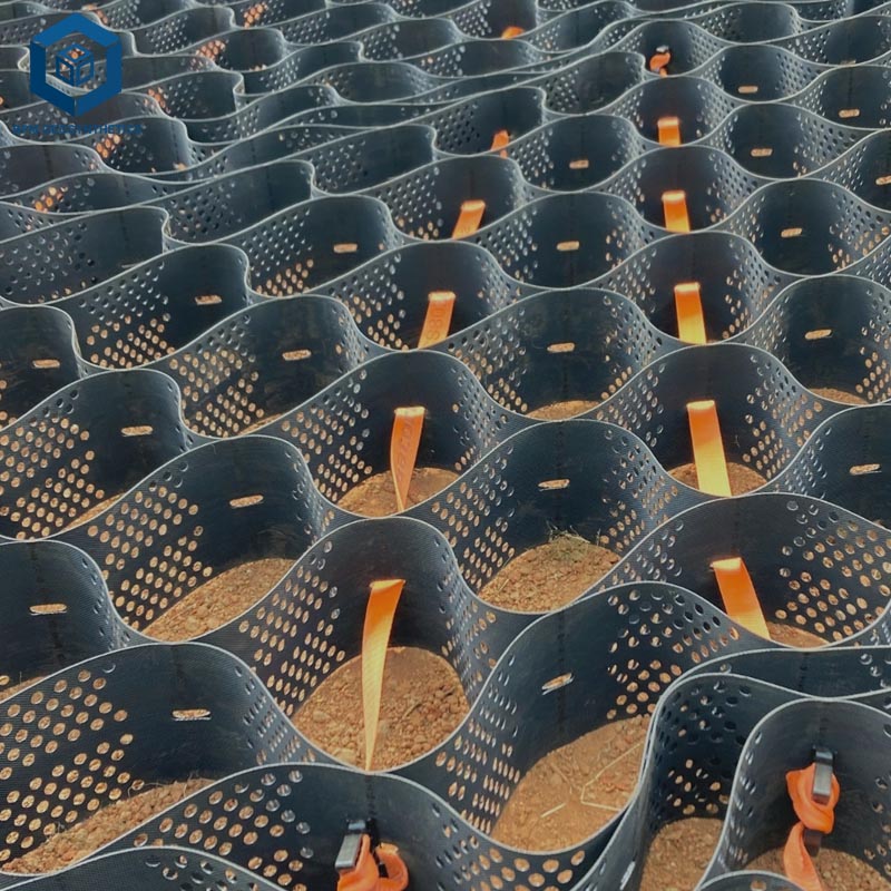 Geoweb Cellulair Opsluitingssysteem voor Bodemstabilisatie