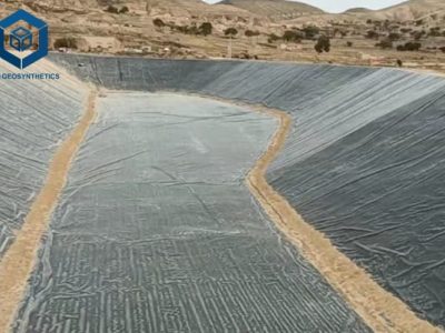 Feuille de géosynthétiques BPM en PEHD 500 microns pour usage industriel