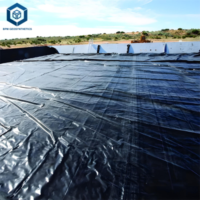 Rivestimento per piscina in HDPE