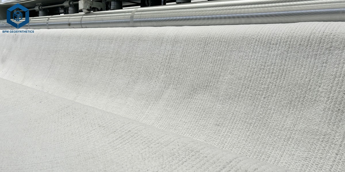 ดินเหนียวฝังกลบ