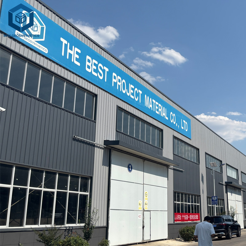 Stabilimento di produzione geomembrane BPM