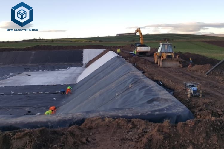 Wie man Geomembranen vor dem Versand testet.jpg Wie man Geomembranen vor dem Versand testet.jpg