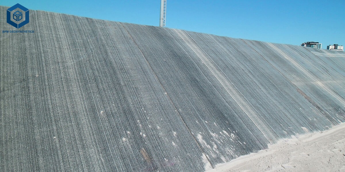 Revestimiento de arcilla sintética geo