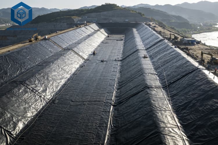 what is best liner for wastewater treatment pond hdpe or pvc.jpg what is best liner for wastewater treatment pond hdpe or pvc.jpg