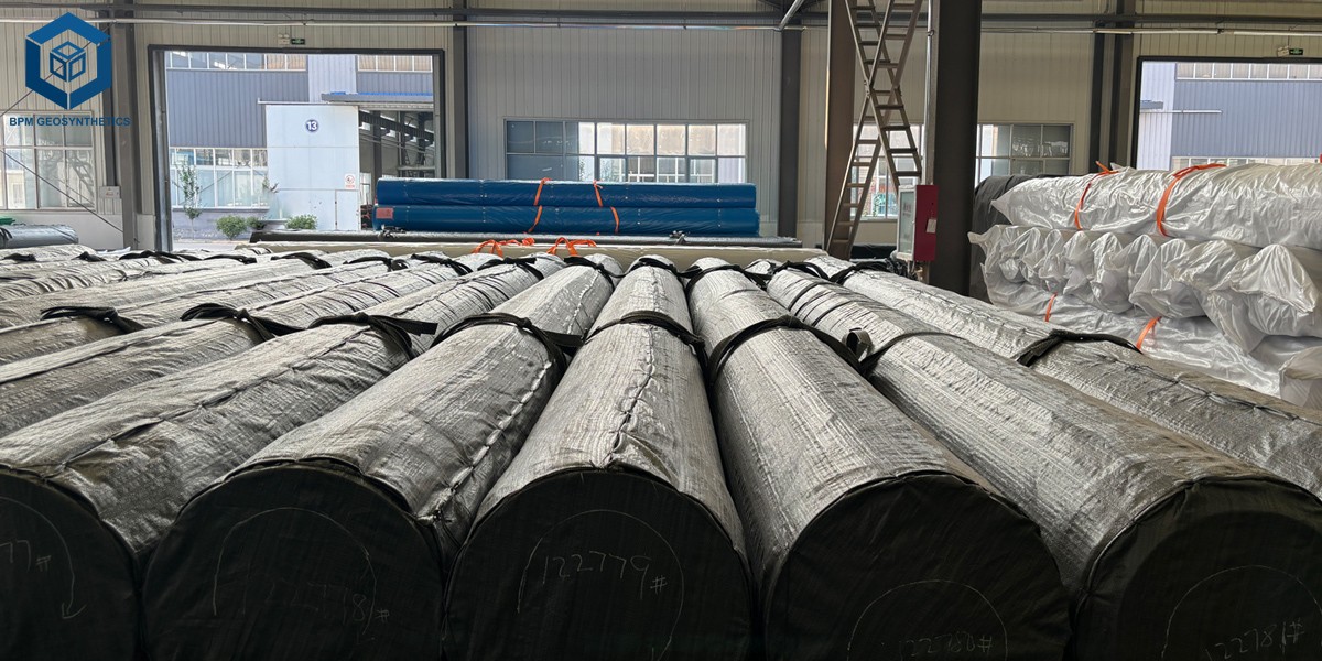 滑らかなジオメンブレン