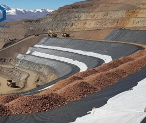 Espessura do revestimento de HDPE de geossintéticos da BPM para sistemas de contenção de resíduos