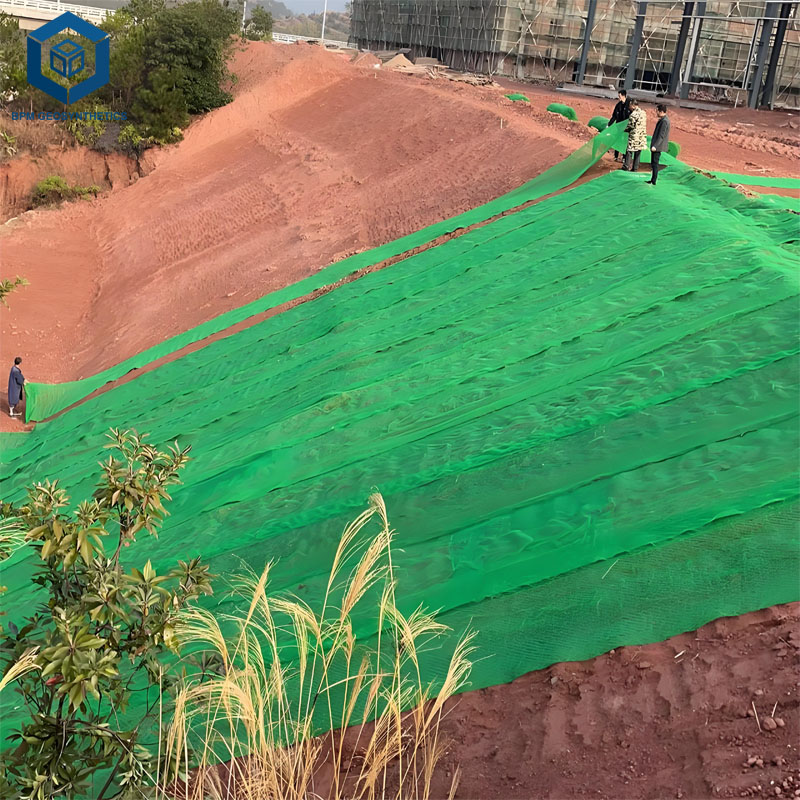 Géomat pour la protection des pentes