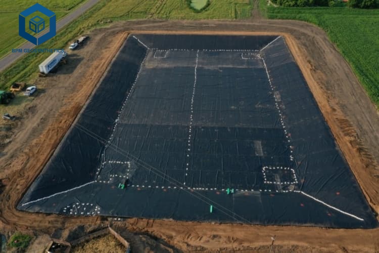 Produttore OEM di geomembrane in HDPE, standard USA.jpg Produttore OEM di geomembrane in HDPE, standard USA.jpg