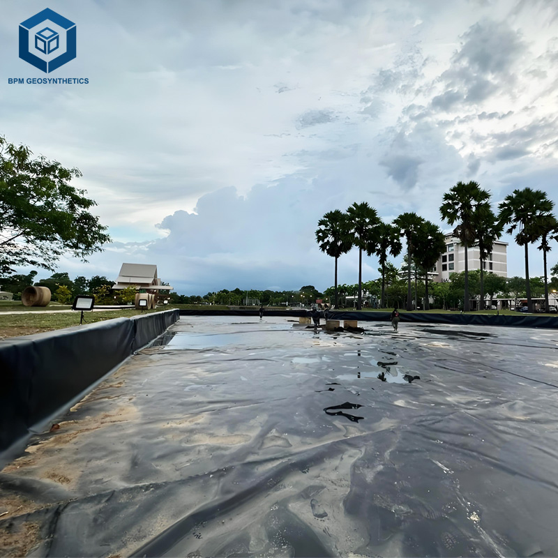 Geomembrana impermeável para construção de charcos