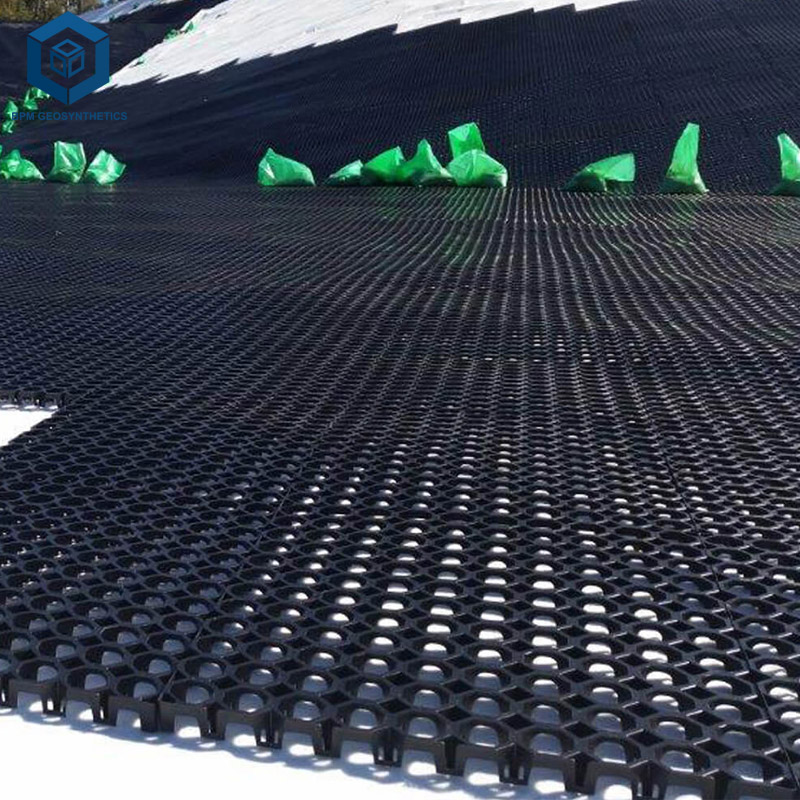 แผ่นรองระบายน้ำสำหรับสวนบนระเบียง