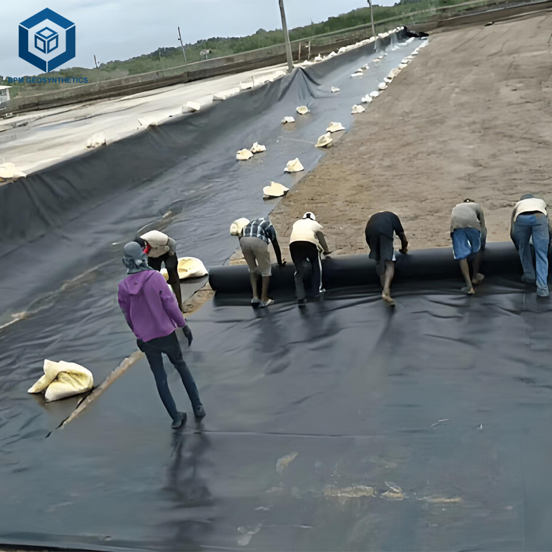 Geomembrana impermeable para estanques de relaves