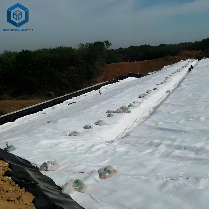 Liner Membran Komposit untuk Air Limbah Industri